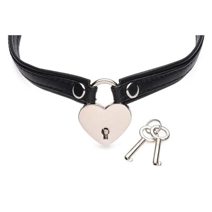Dildos Master Series Heart Lock Leather Choker with Lock and Key